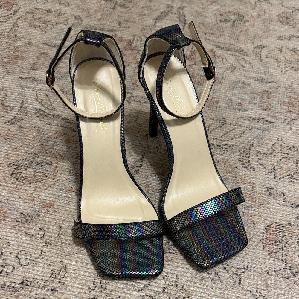 Anne Michelle Holographic Ankle Strap Heels Size 7